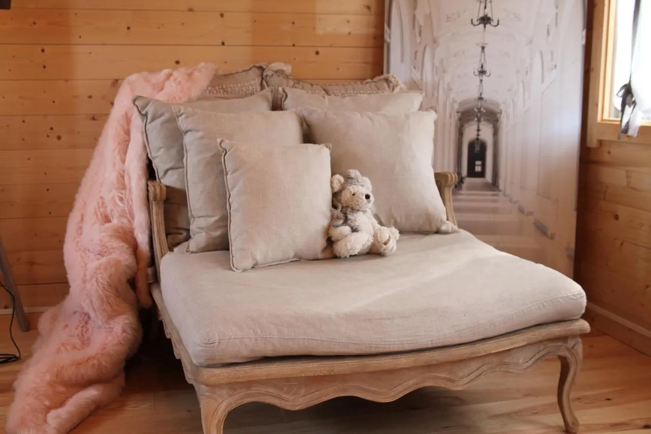 Chambre Studio Photo Chalet Sdb Partagee A Proximite Chavagne 0*,  France