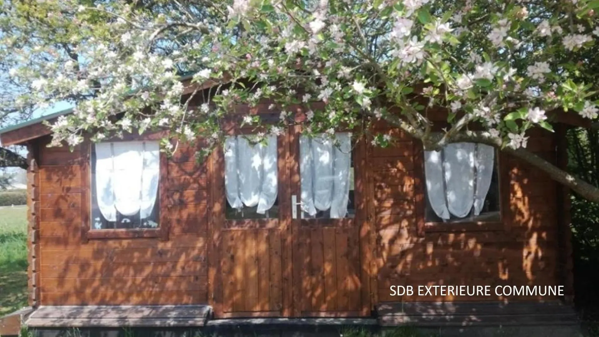 Kemp Chambre Studio Photo Chalet Sdb Partagee A Proximite Chavagne